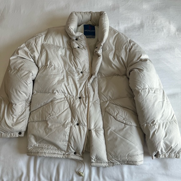 Firm price🎈Moncler Beige Puffer Jacket Size 1 - Picture 8 of 17